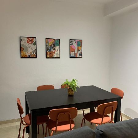 Apartamento Cinta 3 Habitaciones Севилья Экстерьер фото